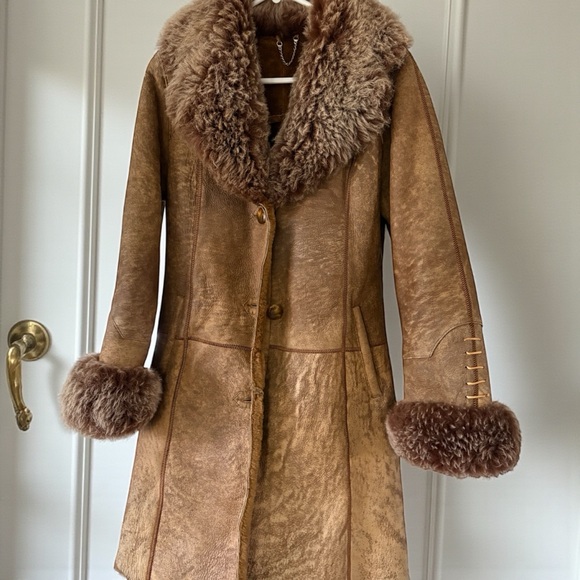 Bilgins Leather Jackets & Blazers - Chic Brown Patchwork Leather Jacket with Plush Faux Fur Trim M  *MISSING BUTTON